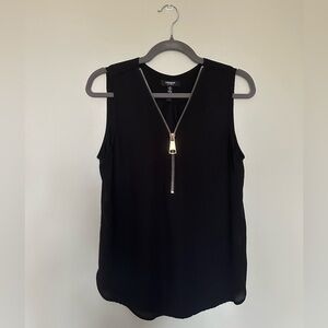 Top with Zippered Neckline, Size Medium